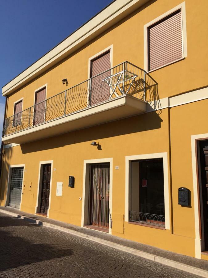 Nuovo Appartamento In Centro Pula Bagian luar foto
