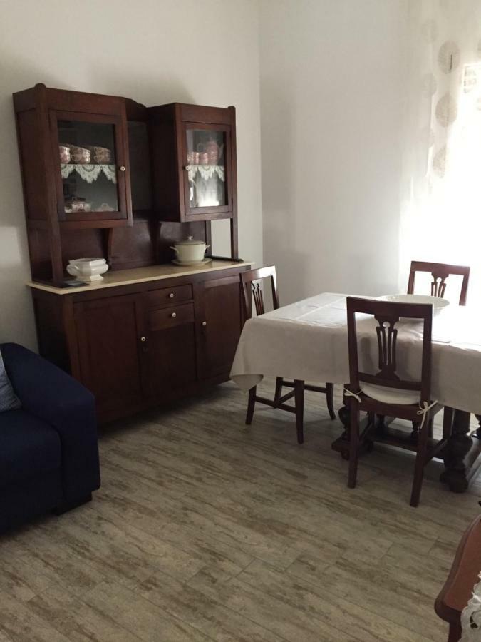 Nuovo Appartamento In Centro Pula Bagian luar foto